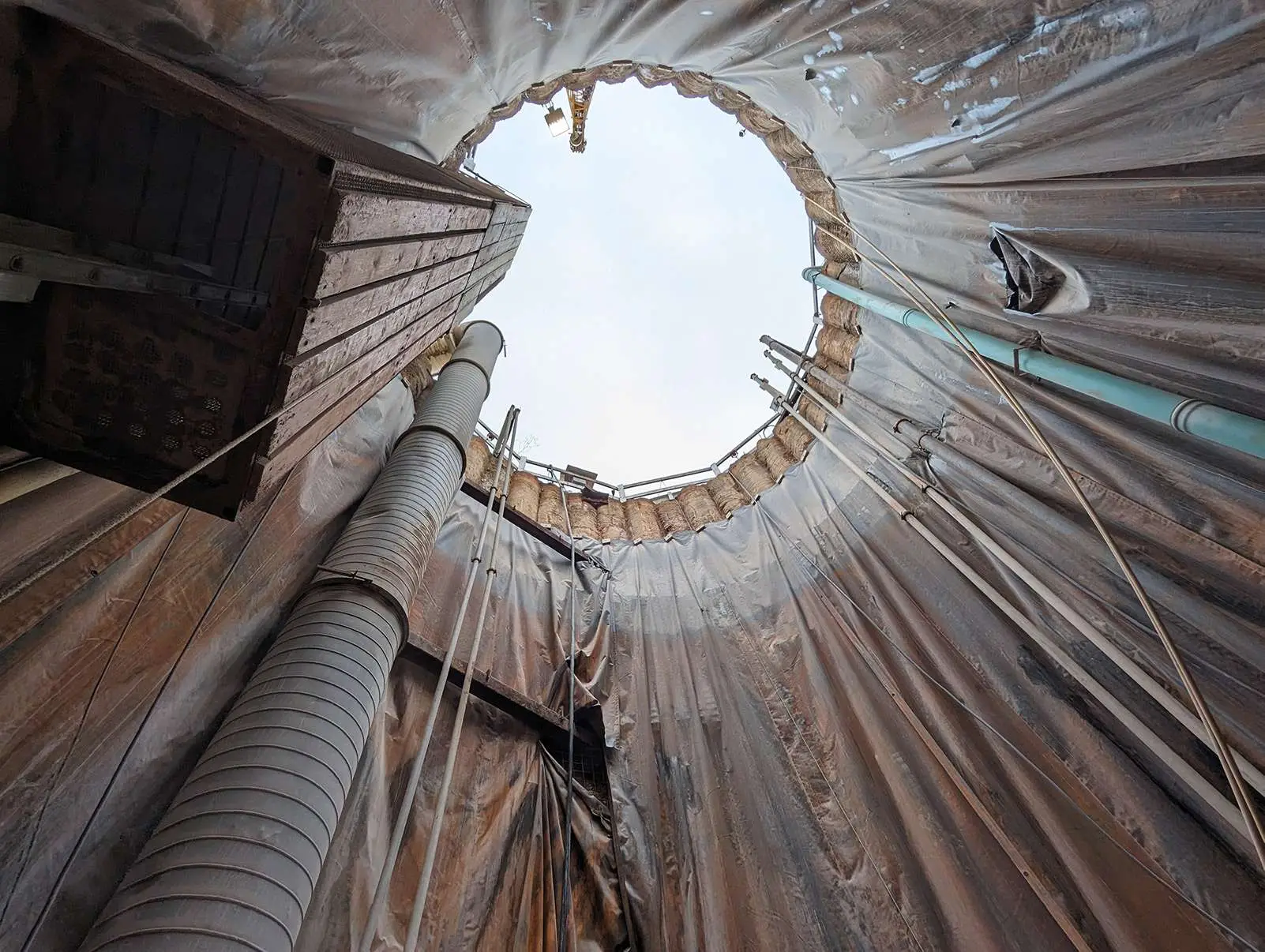 Groundsight Engineers - Construction of a new trunk sanitary sewer and watermain along Dickenson Road and Golf Club Road from Upper James street to Regional Road 56.